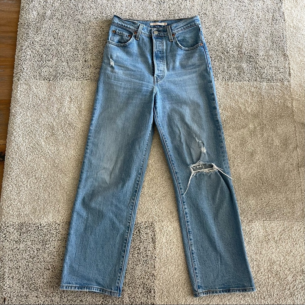 Levi’s ribcage straight jeans